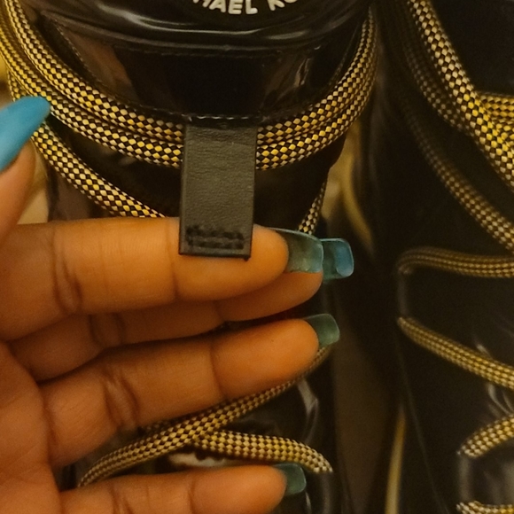 Michael Kors - Picture 4 of 4